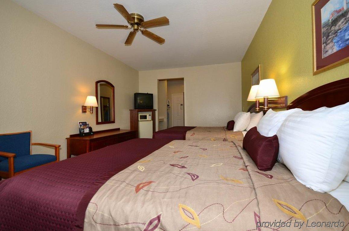 Best Western Plus Northwest Inn And Suites Houston Room photo